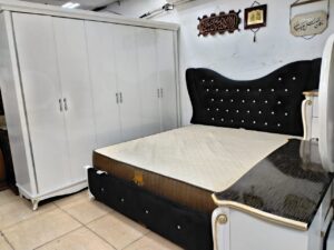 الأثاث المستعمل